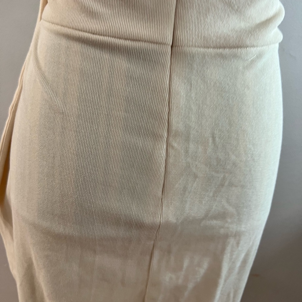 🆕 RIBBED MIDI DRESS - Picture 6 of 7